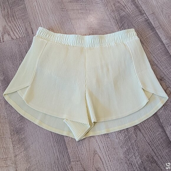 Women's Pretty Pleated Yellow Shorts - Picture 1 of 3